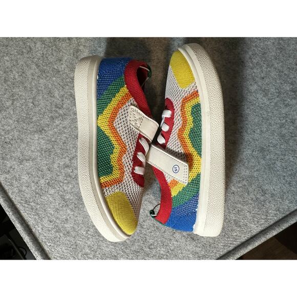 New Kids Stride Rite in Rare Color Pattern Kids Size 9 - Picture 1 of 6